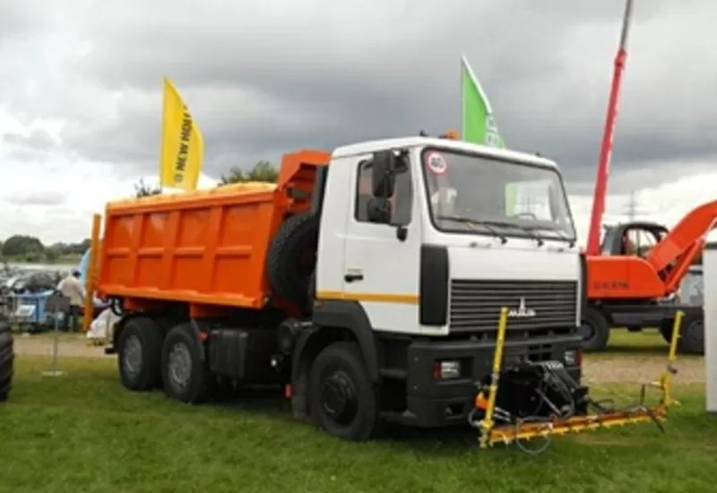 Поливомоечная машина МашКомДорсервис МКДС-37